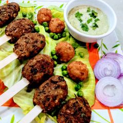 A picture of Jackfruit peas kababs.