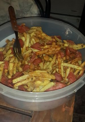 Una foto de Salchipapa a mi estilo