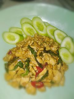 รูปของ กะเพราไก่