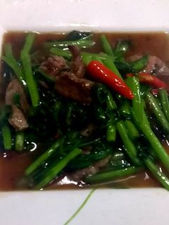 รูปของ เนื้อผัดผักบุ้ง
