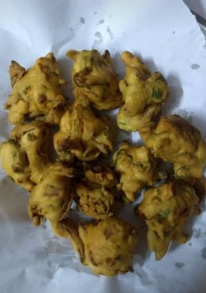 A picture of Palak pakore.