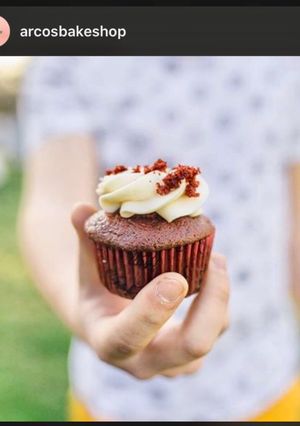Una foto de Cupcakes red velvet 🎂