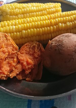 Foto resep Jagung dan Ubi madu kukus