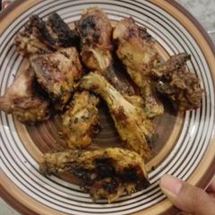 A picture of Grilled chicken(barbeque).