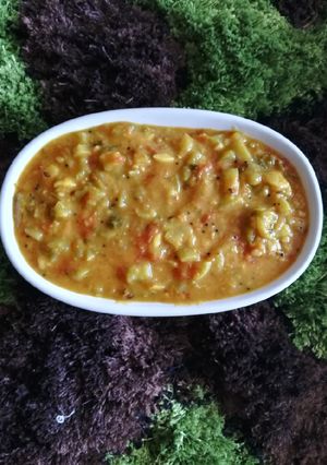 A picture of Ridge gourd dhal curry.