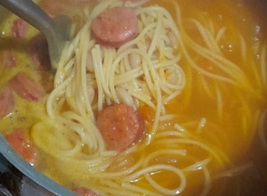 Una foto de Porotos con riendas