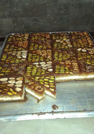 صورة لوصفة هريسة محشية بالقريشة 😋