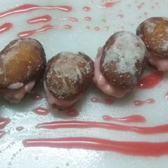 A picture of Italian mini rose custard bomblino.