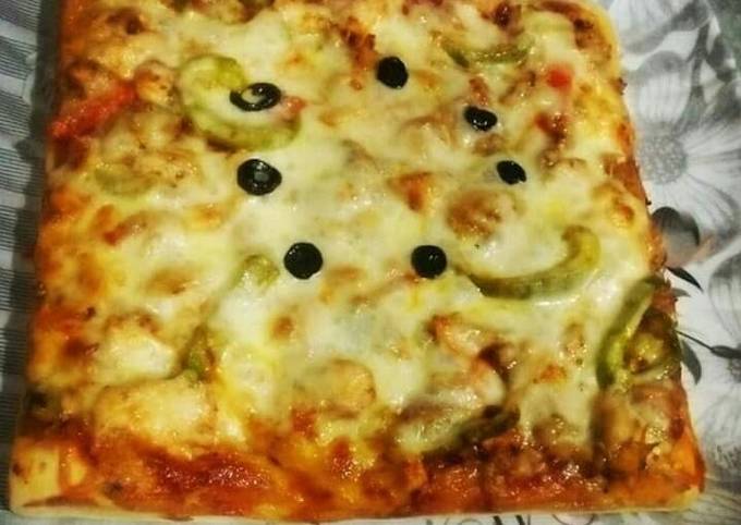 Recipe of Homemade Chicken Fajita Pizza😋🍕