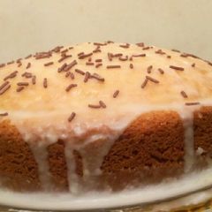 A picture of Orange cake.