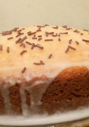 A picture of Orange cake.