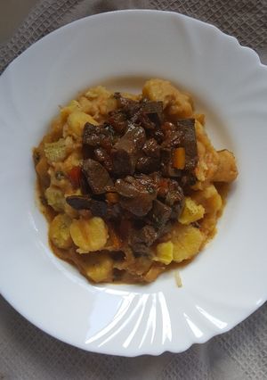 A picture of Green Banana Curry Stew.