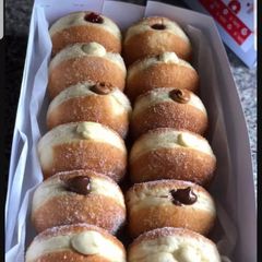 A picture of Coated sugar doughnuts.