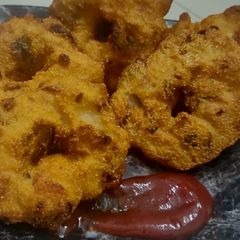 A picture of Instant Sooji Vada.