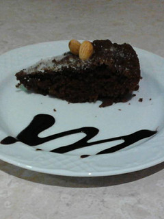 Una foto de Bizcocho de chocolate esponjoso