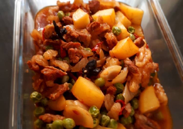 Anti Ribet, Membuat Kentang Kecap Campur Polong Yang Mudah