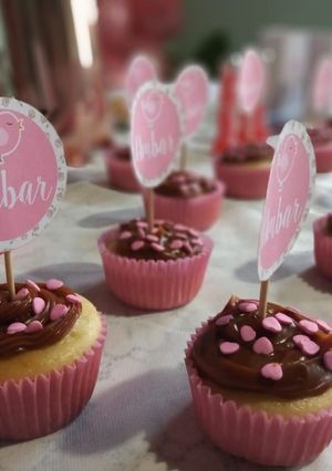 Una foto de Cupcakes de vainilla decorados