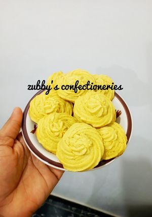 A picture of Custard Cookies 🍪🍪.
