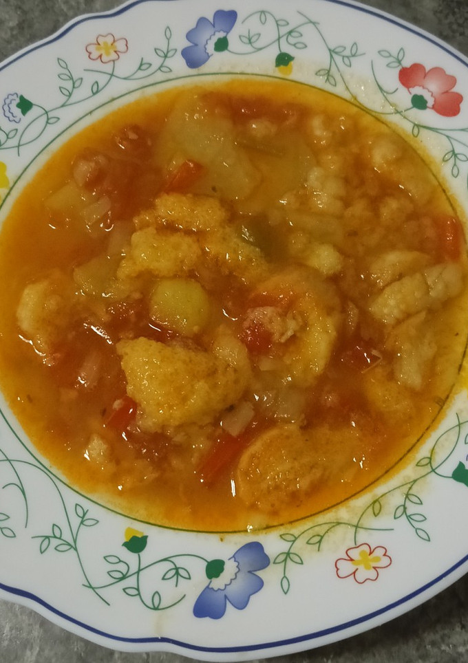 Una foto de Sopas de tomate extremeñas con patata