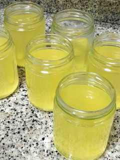 Una foto de Gelatina sin azúcar con Boleros