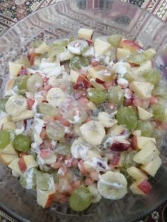 A picture of Creamy fruit chat.