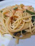 Espaguetis con verduras y ajos