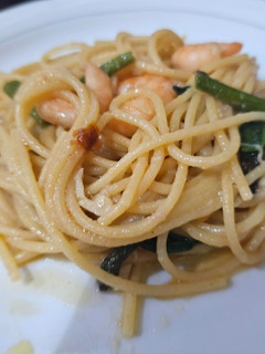 A picture of Espaguetis con verduras y ajos.
