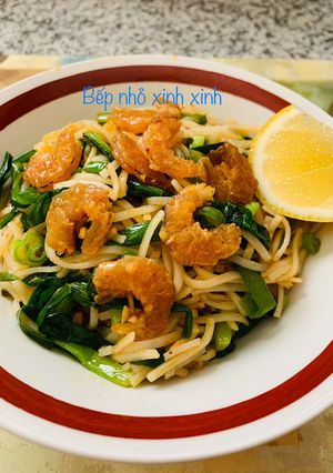 Hình của món Hủ tiếu xào tôm khô.