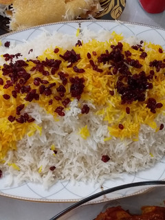 عکسی از دستور زرشک پلو با مرغ