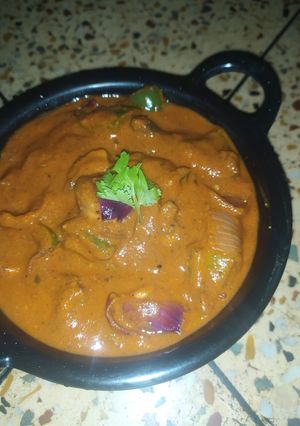 মাশরুম মাখন মশলা (Mushroom butter masala recipe in Bengali)) রেসিপির প্রধান ছবি