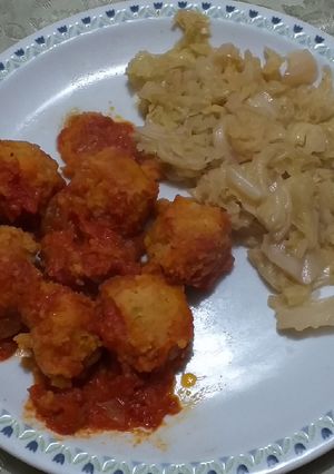 Foto di Polpette di lenticchie e manzo al sugo