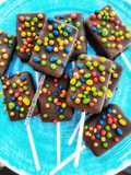 Paletas de galletitas divertidas
