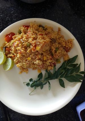 A picture of Broken wheat upma.