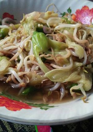 Foto resep Tumis kembang turi + toge
