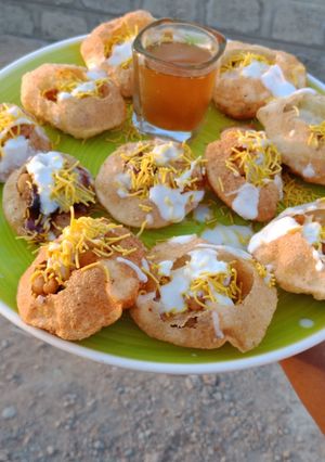 A picture of Gol Gappy Chaat.