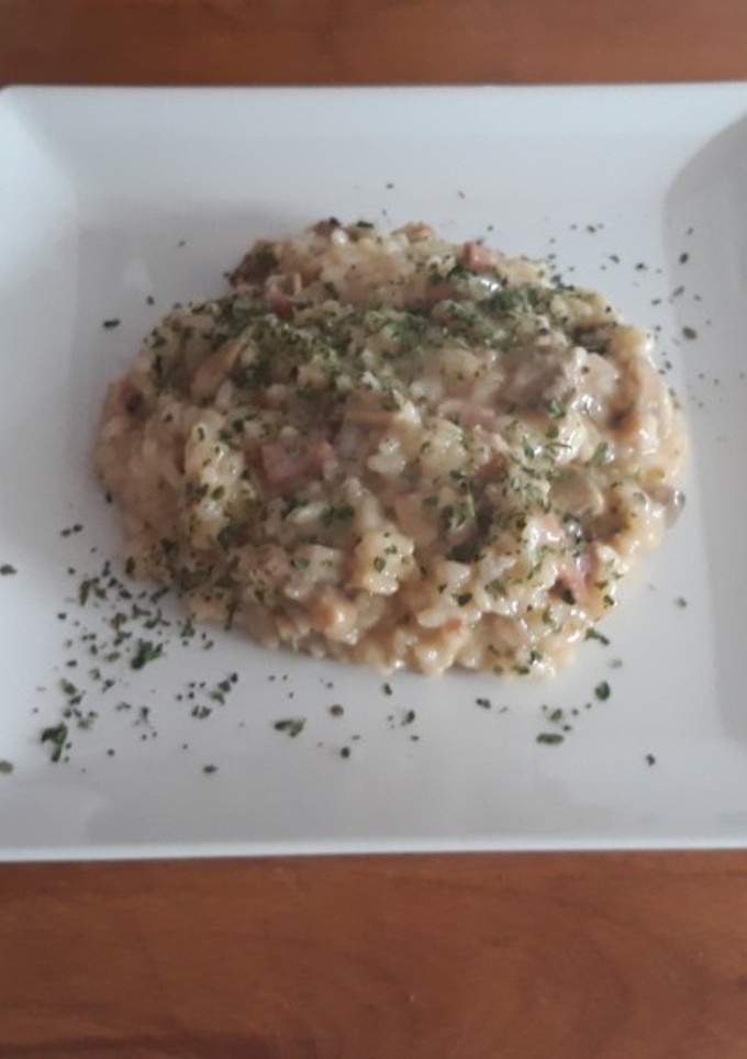 Una foto de Risotto de bacon y champis