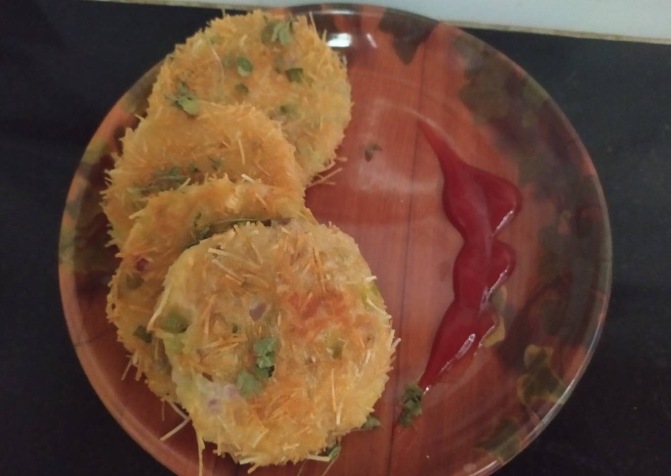 Semolina and vermicelli tikki