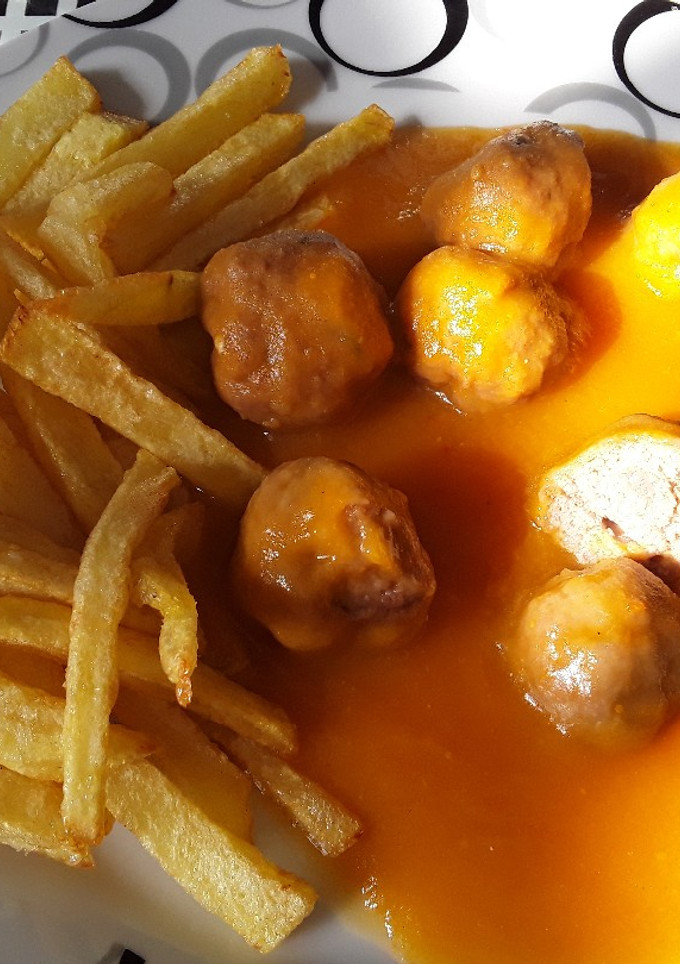 Una foto de Albóndigas en salsa