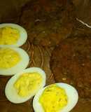 Huevos rellenos con hamburguesas de lentejas 🌈