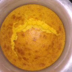 A picture of Yellow cake.