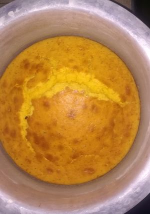 A picture of Yellow cake.