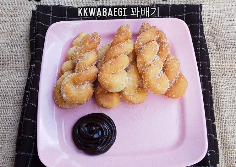 Resep Kkwabaegi/ korean twisted donut/ donat kepang yang Lezat Sekali