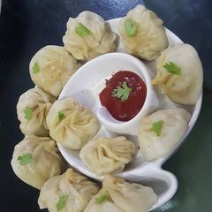 Chicken dumplings (momos)🍴 A picture of Chicken dumplings (momos)🍴.