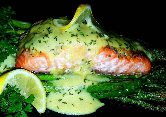 Recipe of Quick Mike&#39;s EZ Baked Salmon &amp; Asparagus W/ Hollandaise