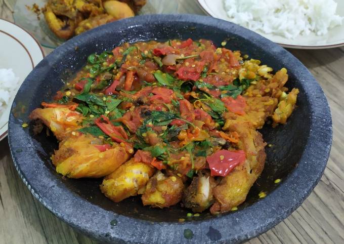 Ayam Penyet Sambal Kemangi