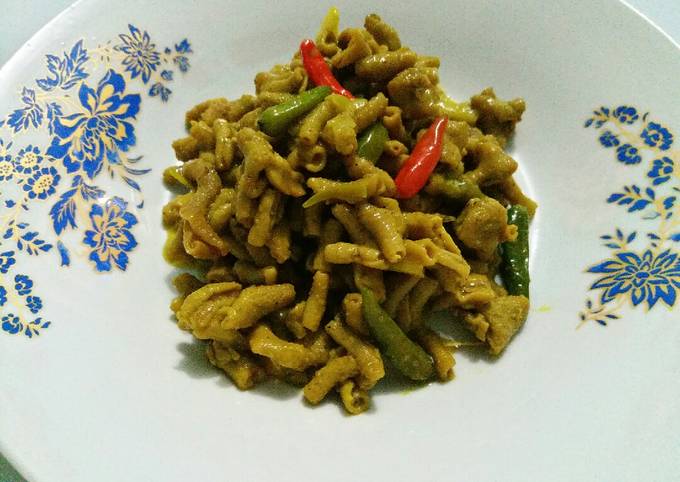 Bagaimana Membuat Oseng usus ayam yang Lezat Sekali