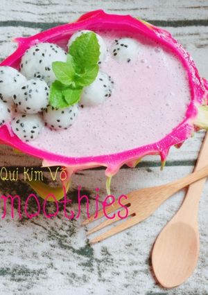 Hình của món Smoothies dâu tằm, thanh long giải nhiệt mùa hè.