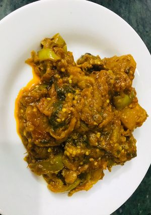 A picture of White Brinjal with potatoes.