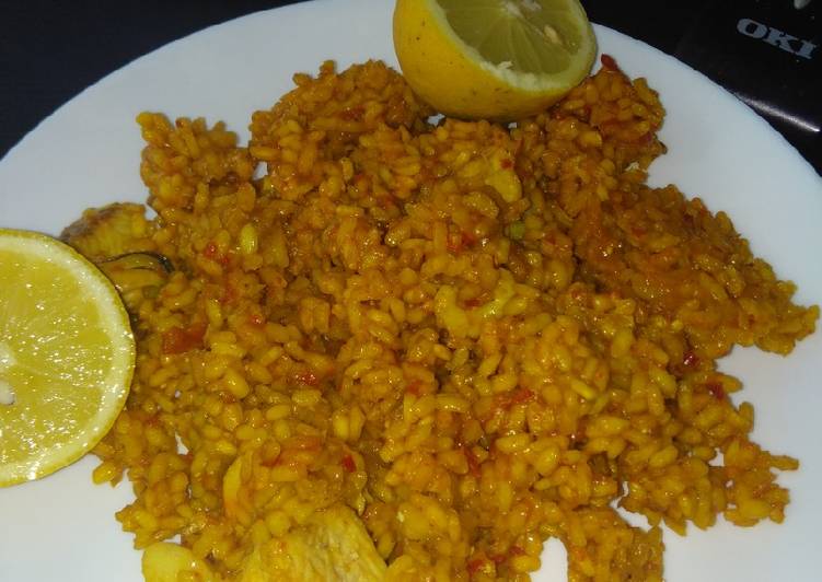 Paella con marisco