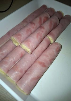 Főzött sajtkrémmel töltött sonka rántva recept fotója